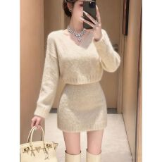 批发高级感小香风V领针织套装女秋冬小个子慵懒气质毛衣包臀裙两件套