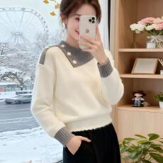 批发<b class='q'>白色</b>翻领设计感修身拼接针织衫毛衣女款2025新款冬季软糯内搭上衣