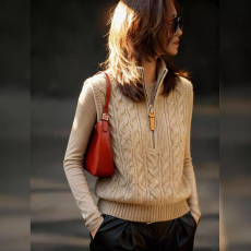 批发气质卡其色马甲毛衣保暖半拉链设计休闲百搭长袖女装2025冬季新款