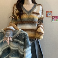 批发渐变色重工镶钻V领毛衣女秋冬新款<b class='q'>胖</b><b class='q'>MM</b><b class='q'>慵懒</b>显瘦气质减龄别致上衣
