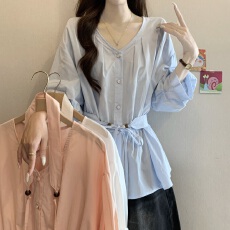 批发法式V领褶皱绑带衬衫女夏新季款胖MM设计感掐腰显瘦气质绝美上衣