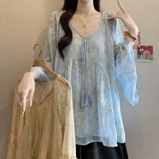 批发法式V领刺绣<b class='q'>雪纺衫</b>早秋新款胖MM宽松遮肚气质减龄喇叭袖防晒衬衫