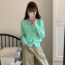 批发<b class='q'>糖果</b><b class='q'>色</b>针织<b class='q'>开衫</b>慵懒风毛衣外套女多巴胺初春韩系穿搭绿<b class='q'>色</b>气质上衣