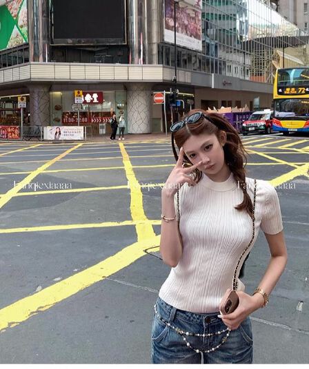 토마토 남자 jennie 같은 단락 오래된 돈 바람 얼음 마 라운드 넥 니트 반팔 맨위 여성 긍정적 인 어깨 몸매 가꾸기 슬림해 보이는 티셔츠
