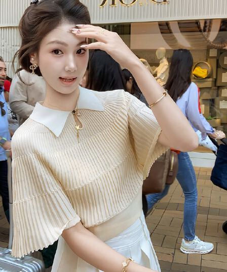 물고기 토끼 ~ 중 토끼 망토 디자인 센스 반팔 티셔츠 여성 여름 2026 새로운 인사이드 가져 가라. 기본 셔츠 맨위