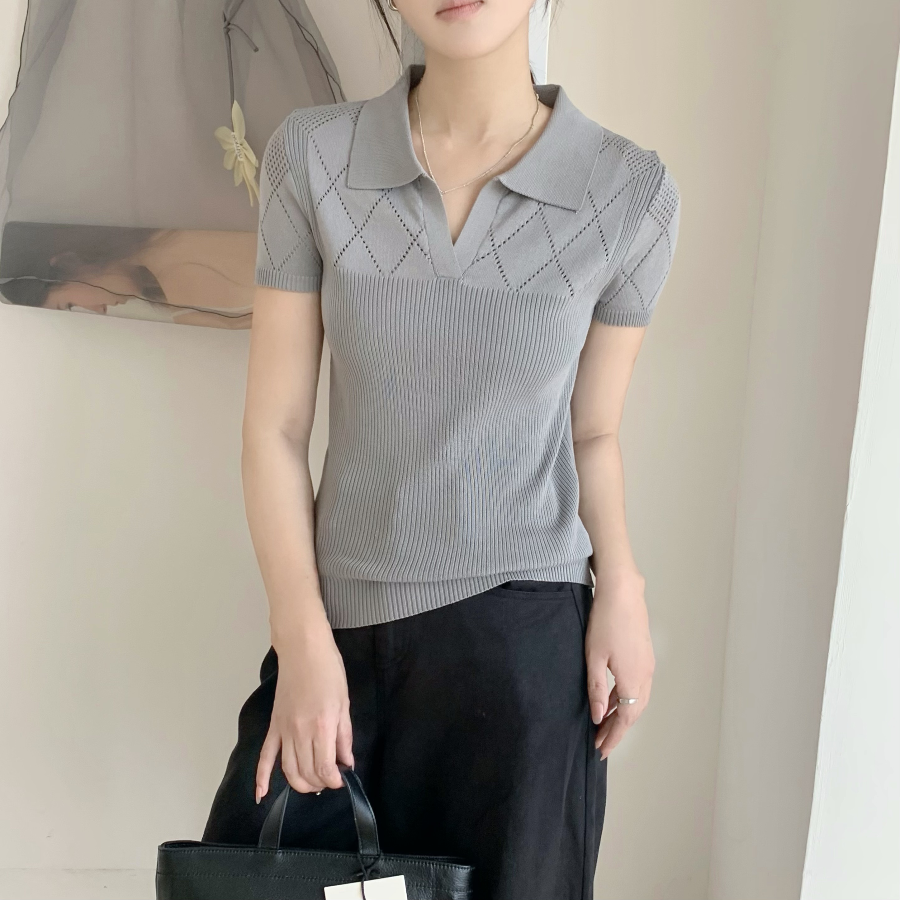 회색 고급 센스 POLO 셔츠 2026 년 여름 새로운 얼음 실크 반팔 티셔츠 여성 홀로우 아웃 루즈핏 슬림해 보이는 맨위