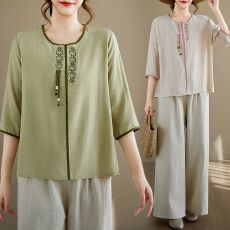 批发棉麻新款复古刺绣中年妈妈夏季宽松大码<b class='q'>显瘦</b>两件套上衣阔腿<b class='q'>裤</b><b class='q'>套装</b>