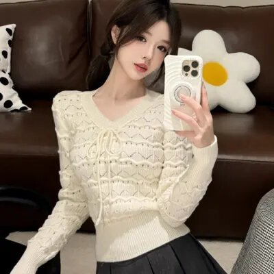 jmshop 황혼 memory 홀로우 아웃 물결무늬 V넥 니트 맨위 여성 가을 디자인 센스 스트랩 긴팔 스웨터