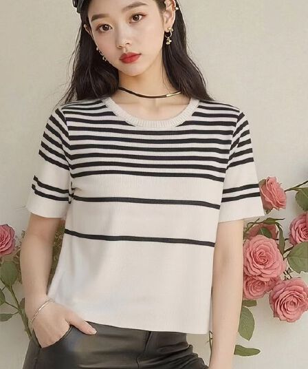 2026 년 봄 여름 새로운 패션 미니멀리즘 라운드 넥 고유 한 스트라이프 티셔츠 얼음 차가운 실크 니트 반팔 맨위 여성