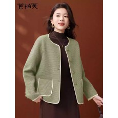 批发妈妈今年流行外套<b class='q'>秋装</b>小香风时尚新款<b class='q'>中老年</b>女士春秋洋气休闲上衣