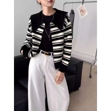 批发<b class='q'>韩版</b>秋装新款小香风短外套女小个子娃娃领减龄条纹针织开衫上衣