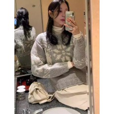 批发韩国<b class='q'>东大门</b><b class='q'>代购</b>冬季新款时尚百搭雪花印花毛衣