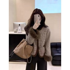 批发小香风棕色<b class='q'>外套</b>女装2025冬季独特超好看时髦洋气轻熟<b class='q'>百搭</b>短款上衣