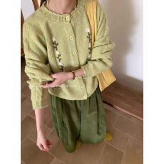 批发韩系显瘦刺绣钩花毛衣外套<b class='q'>女</b>秋冬外穿宽松百搭慵懒风针织开衫上衣