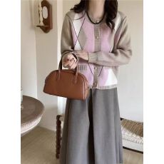 批发韩系软糯菱格毛衣针织外套女<b class='q'>春</b>秋设计感小众宽松上衣慵懒风开衫厚