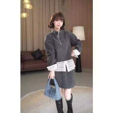 批发设计半高领加绒卫衣拼接蕾丝下摆半裙显瘦套装