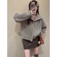 批发跨境<b class='q'>外贸出口</b>女装复古软糯牛角扣高领毛衣开衫慵懒风宽松针织上衣