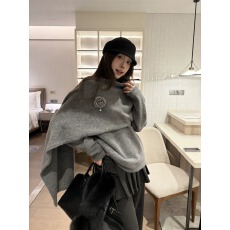 批发斗篷披肩<b class='q'>毛衣</b>女秋冬韩式氛围感设计软糯套头百搭针织衫上衣