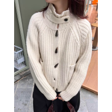 批发韩系复古立领牛角扣毛衣外套女短款冬长袖高级感加厚粗针<b class='q'>针织</b><b class='q'>开衫</b>