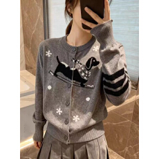 批发秋<b class='q'>冬</b>滑雪小狗提花圆领毛衣女休闲羊毛打底针织开衫显瘦上衣