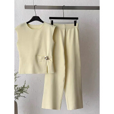 批发2026年<b class='q'>夏</b>季新款金属扣收腰针织套装女<b class='q'>夏</b>圆领无袖阔腿裤两件套