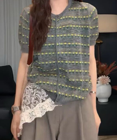 빅 사이즈 레트로 스트라이프 라운드 넥 반팔 니트 오픈 가디건 여성 봄 여름 얇은 스타일 루즈핏 다용도 슬림해 보이는 외국 가스 맨위