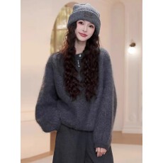 批发时尚温柔风氛围感毛衣外套女冬季新款爆款小个子加厚保暖洋气开衫