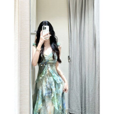 批发吊带气质<b class='q'>连衣裙</b>女夏季<b class='q'>印花</b>显瘦长裙沙滩<b class='q'>连衣裙</b>长裙飘逸