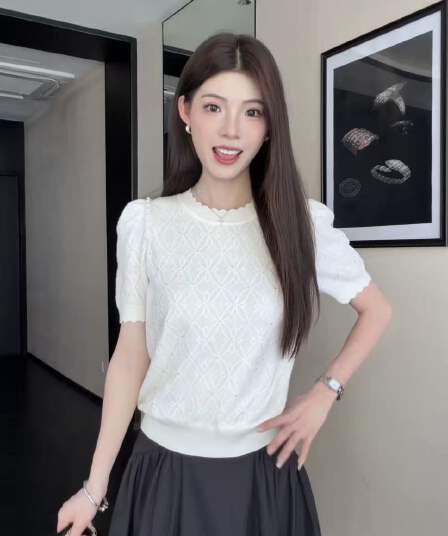 프랑스식 품격 자카드 반팔 티셔츠 여성 2026 여름 섹션 디자인 센스 니트 스웨터 맨위
