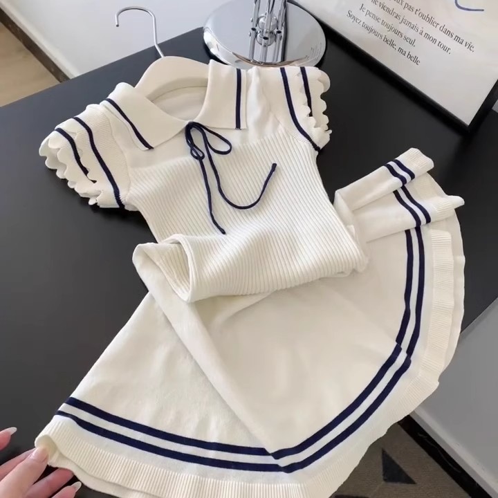 한국 스타일 고양이 꽃 자수 폴로 칼라 민소매 니트 조끼 여성 2026 여름 루즈핏 다용도 POLO 셔츠 맨위