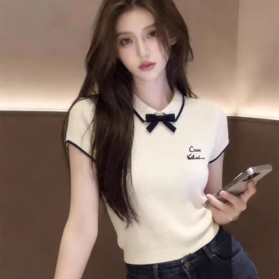 학원 스타일 나비 매듭 폴로 칼라 살구 색상 긍정적 인 어깨 반팔 티셔츠 여성 여름 한 부서 연령 감소 알파벳 자수 니트 맨위