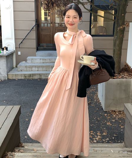 화재 화재 화재 우유 서리 복숭아 복숭아 한국 스타일 행침 목 니트 긴 소매 여성 드레스 부드러운 바람 허리 수축 봄 드레스 롱 스커트