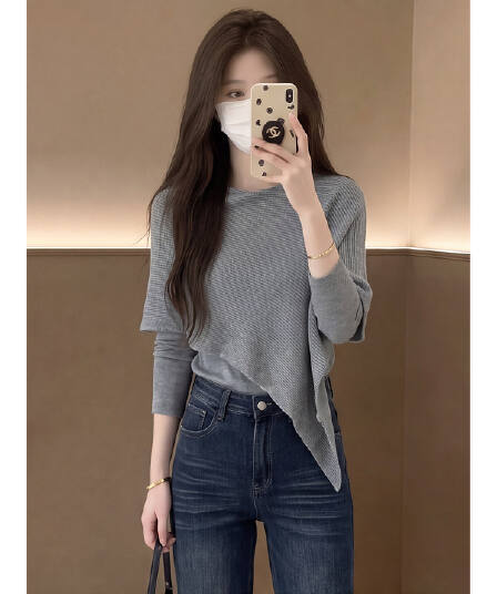있음 도착 이른 가을 새로운 불규칙 페이크 레이어드 슬림해 보이는 품격 긴팔 니트 맨위