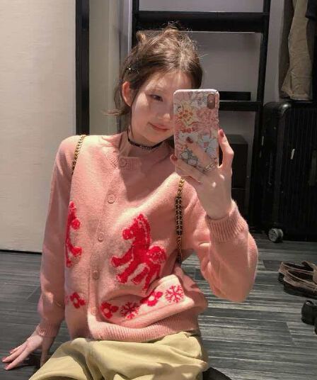 깜박임 꼬리 ~ 중 적색 분말 작은 말 오픈 가디건 여성 겨울 새로운 패션 출퇴근 다용도