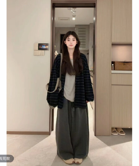 느긋한 바람 품격 캐주얼 루즈핏 슬림해 보이는 스트라이프 재킷 2026 가을 새로운 작은 대중 고급 센스 맨위 여성 의류