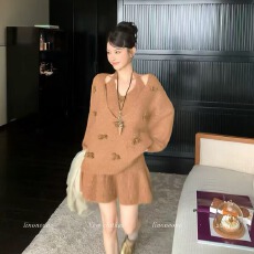 批发焦糖棕羊毛氛围感套头针织衫/吊带/半裙套装