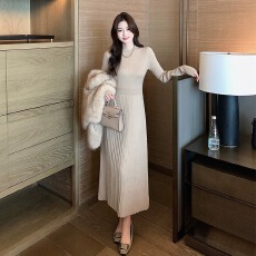 批发岛歌夫人法式百褶中长款内搭针织连衣裙女<b class='q'>秋</b>冬修身显瘦高腰打底裙