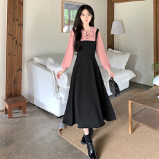 批发法式春秋设计感假两件<b class='q'>娃娃</b>领<b class='q'>连衣裙</b>女收腰显瘦长裙