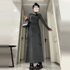 批发韩系chic别致套装高级松弛感不规则灰色针织上衣半身裙两件套秋冬