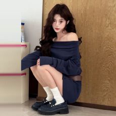 批发纯欲风性感一字肩长袖连衣裙女秋季新款裙子收腰显瘦针织包臀短裙