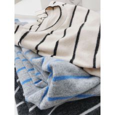 慵懒风条纹圆领气质长袖T恤女 秋季新款宽松显瘦百搭休闲上衣