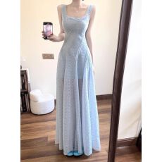 批发蓝色<b class='q'>蕾丝</b>背心吊带连衣裙女夏季法式气质海边度假风设计感收腰长裙