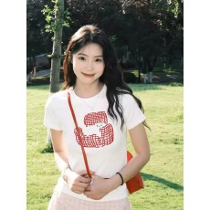 批发纯棉 正肩短袖<b class='q'>T</b><b class='q'>恤</b>女印花