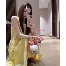 批发法式<b class='q'>无袖</b>背心黄色连衣裙子女夏季 新款初夏穿搭海边度假风长裙