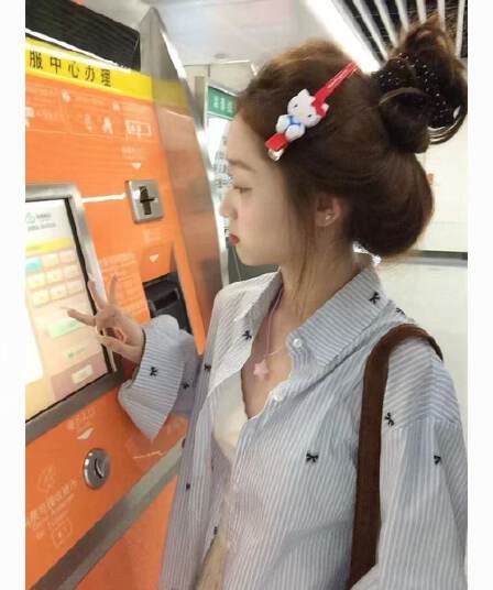 나비 매듭 연령 감소 스트라이프 여성 셔츠 디자인 센스 한 부서 루즈핏 캐주얼 셔츠 긴팔 자외선 차단 맨위 재킷 트렌디