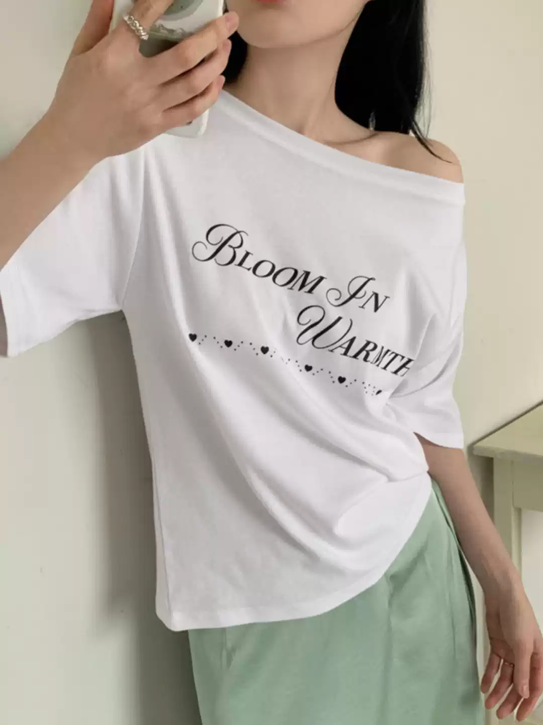 92 면 8 암모니아 Lun 비스듬한 칼라 오프숄더 오프숄더 반팔 티셔츠 여성 프린트