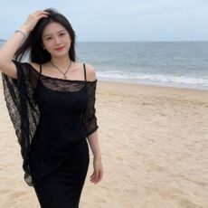 批发赫本风黑色一字肩连衣裙女 春秋新款蕾丝罩衫收腰<b class='q'>显瘦</b>鱼尾长裙