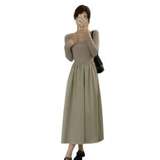 批发法式赫本风长袖方领打底<b class='q'>连衣裙</b>女秋季新款高级感气质内搭长裙