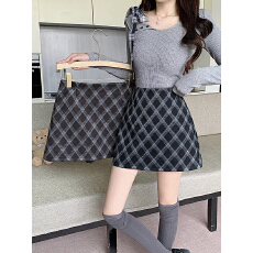 批发实拍 2025大码女装<b class='q'>冬</b>季新款毛呢a裙菱形格纹韩系半身裙