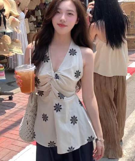 핫걸 비틀림 민소매 캐미솔 2026 여름 새로운 고급 센스 순수한 욕망 허리 수축 슬림해 보이는 맨위